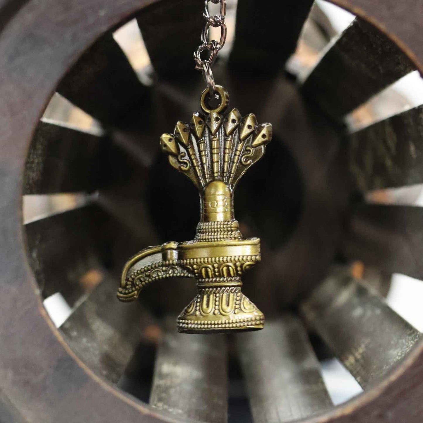 Antique Lord Shiva Shivaling Metal Keychain (1 Pc)