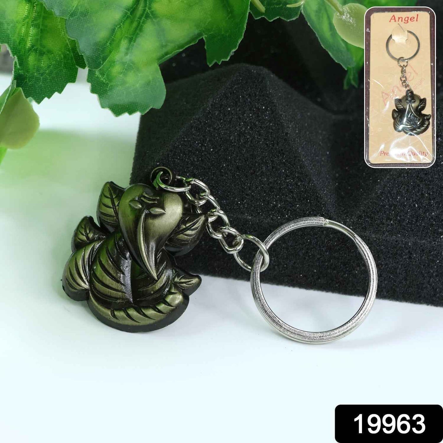 Ganesh Face Antique Black Metal Keychain (1 Pc)