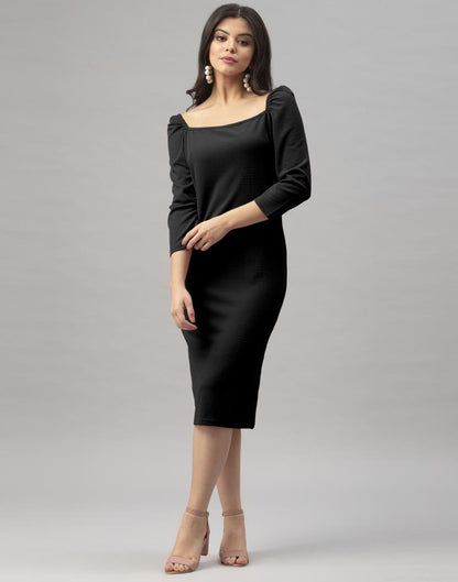 Elegant Black Knitted Dress