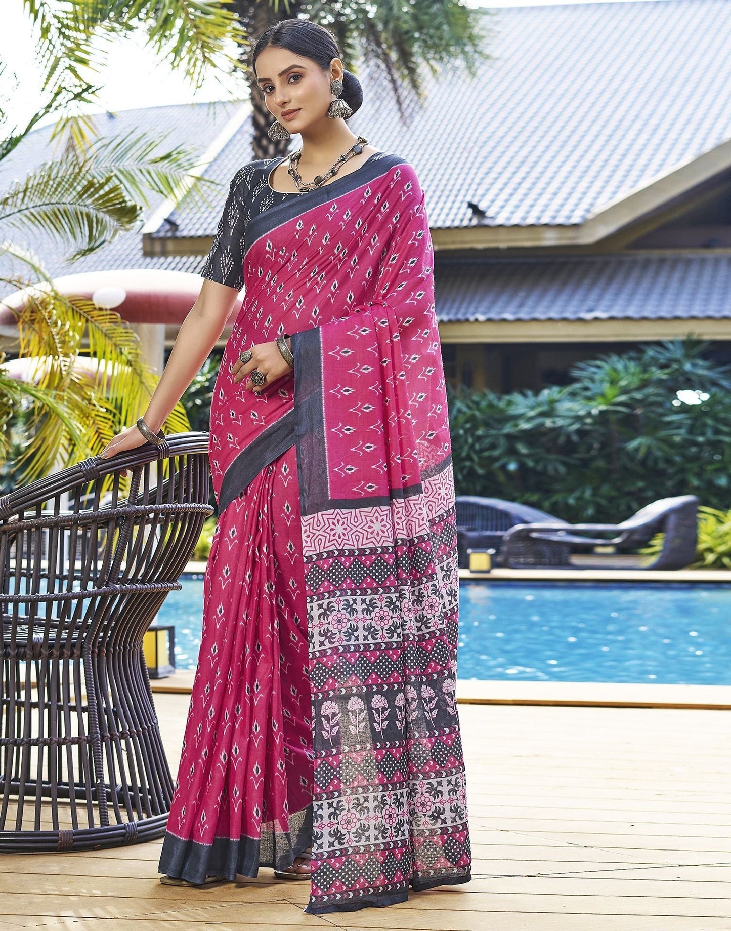 Pink Printed Cotton Pre-draped Saree 