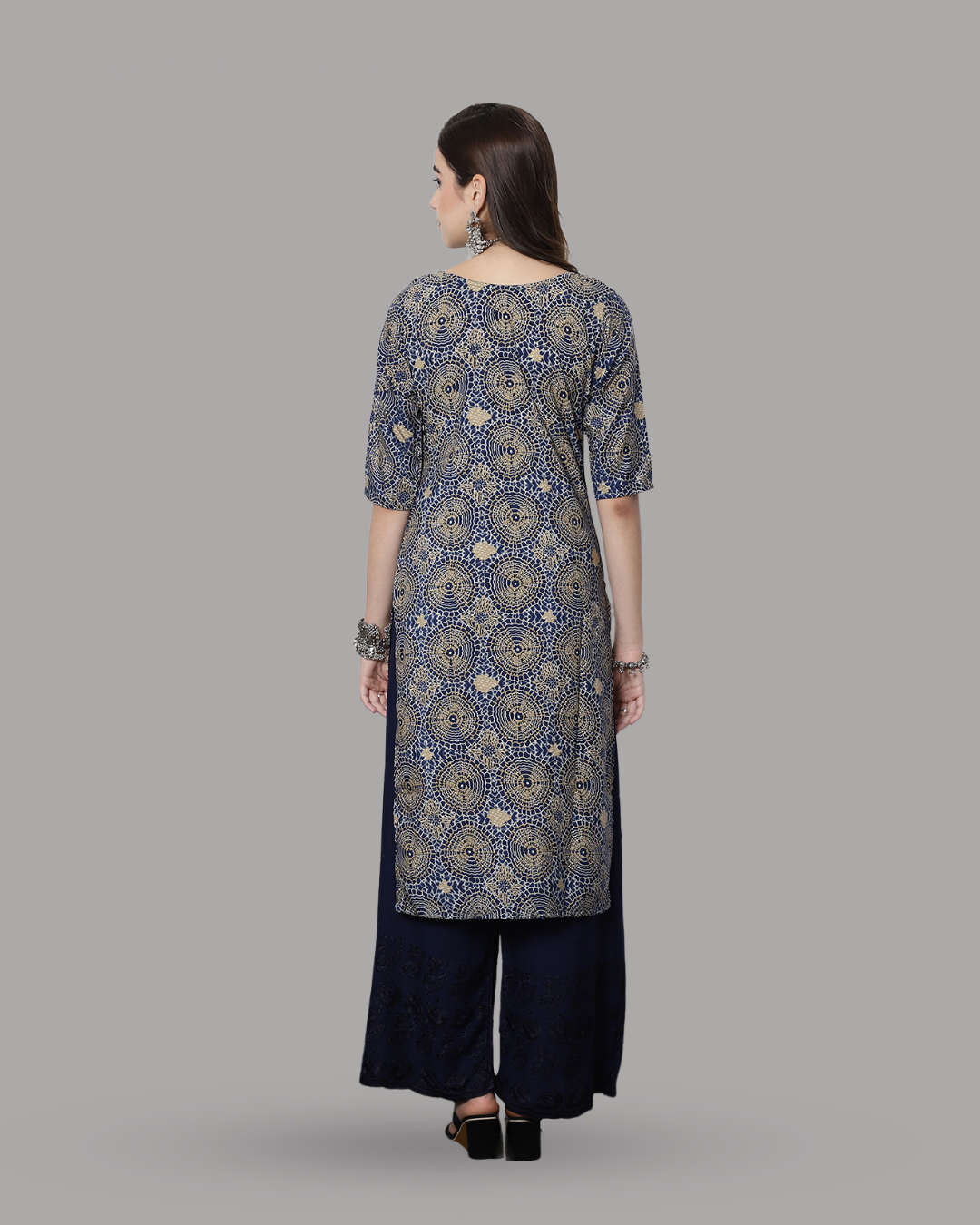 Blue Kurta with Rustic Print Circles 