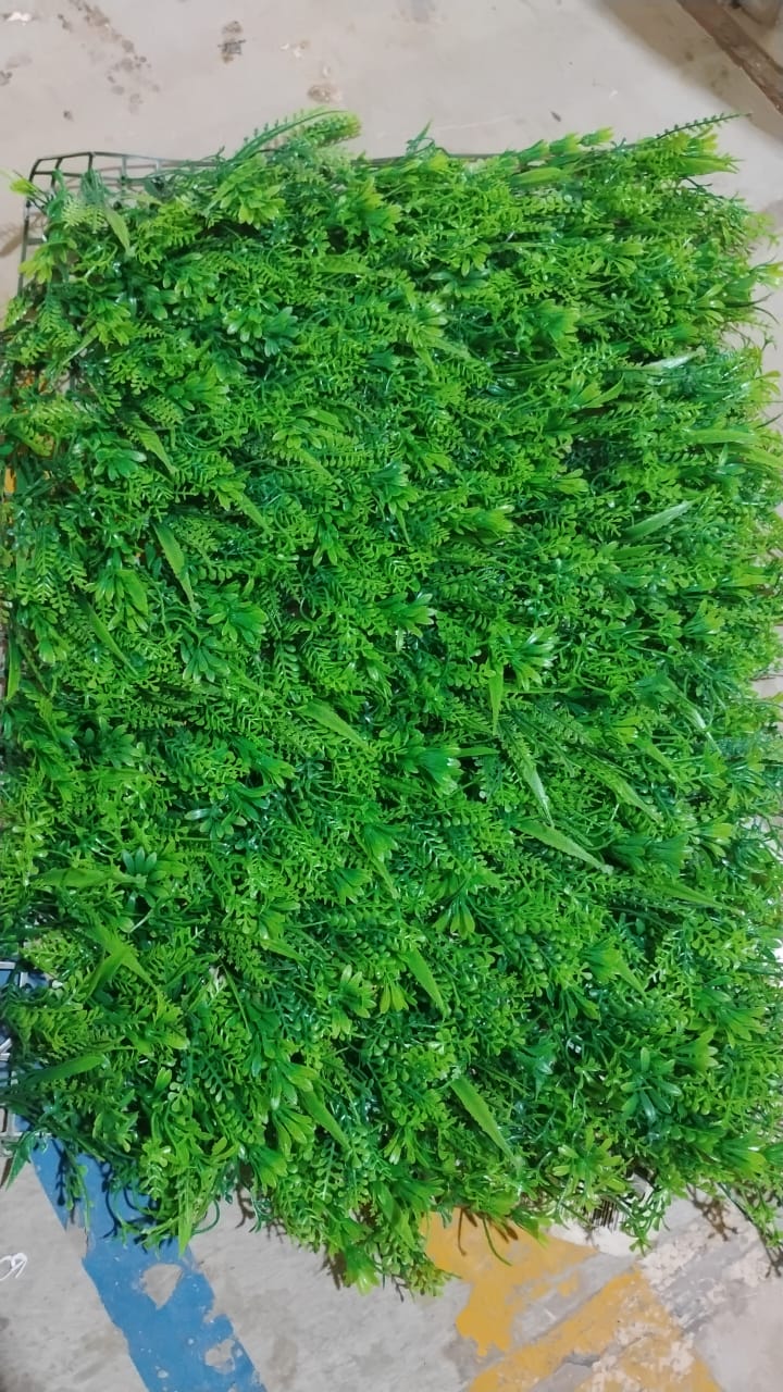 Square Grass Artificial Aquarium Fish Tank (60×40 Cm/Mix Design/1 Pc)