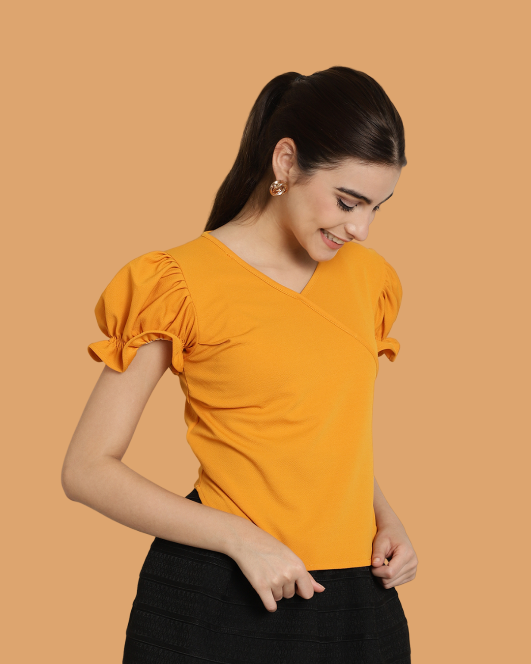 Chic Yellow Short Sleeve Top 