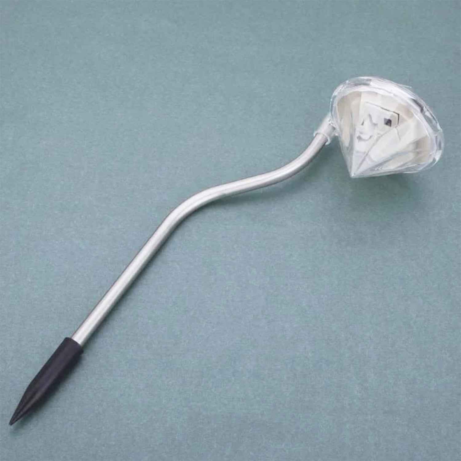 Diamond Shaped Solar Garden Lights (4 Pc)