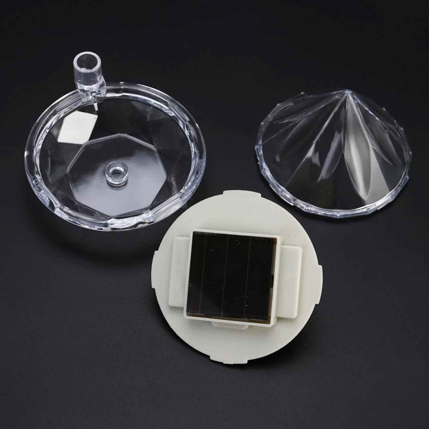 Diamond Shaped Solar Garden Lights (4 Pc)