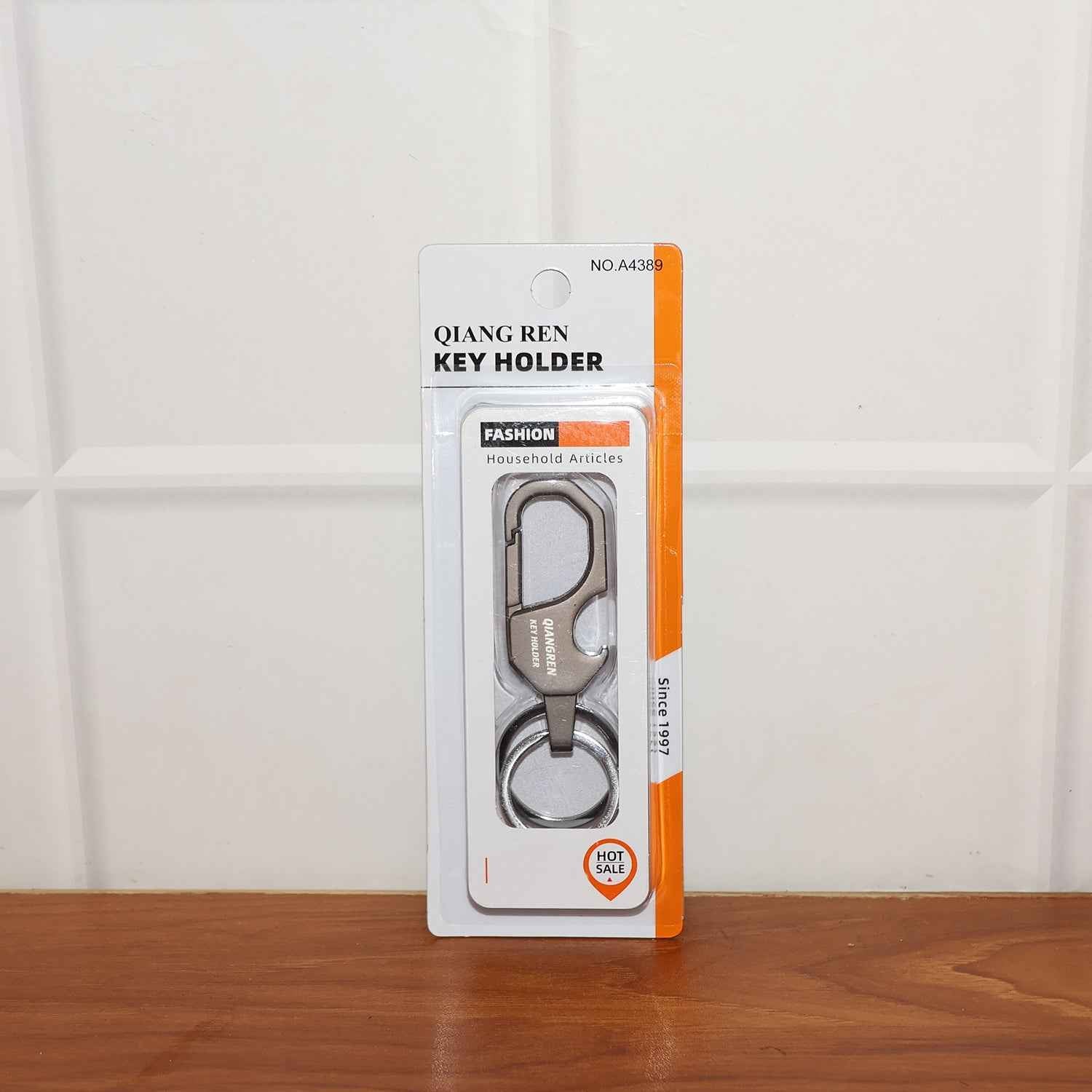 Premium Metal Keychain Carabiner Clip Hook with Dual Key Rings (1 Pc)