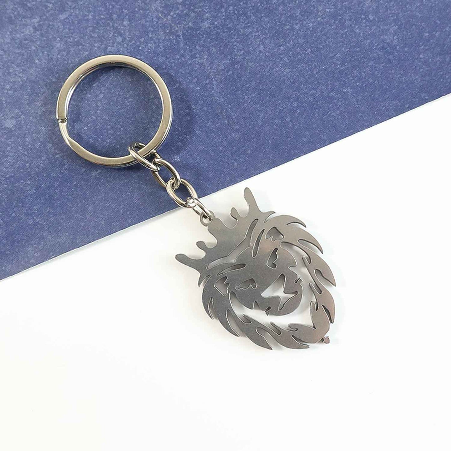 Stylish Metal Lion Head Keychain (1 Pc)