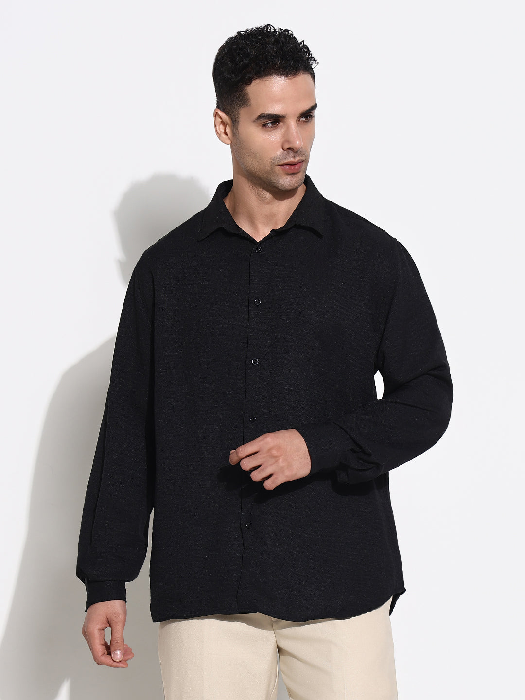 Men Black Solid Slim Fit Shirt