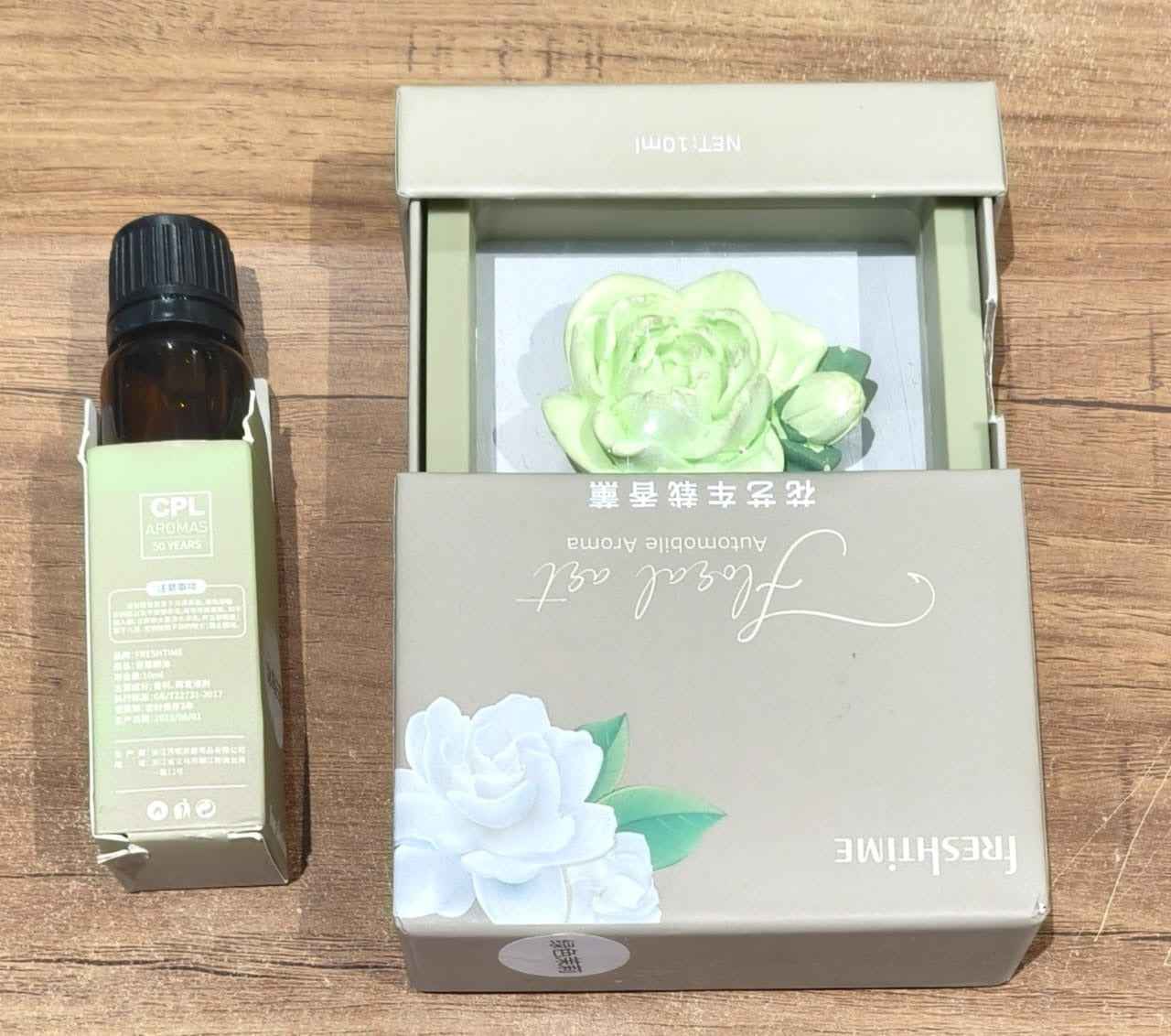 Elegant Rose Flower Car Air Freshener Clip for AC Vent with Perfume Bottle 10ML(1 Pc)