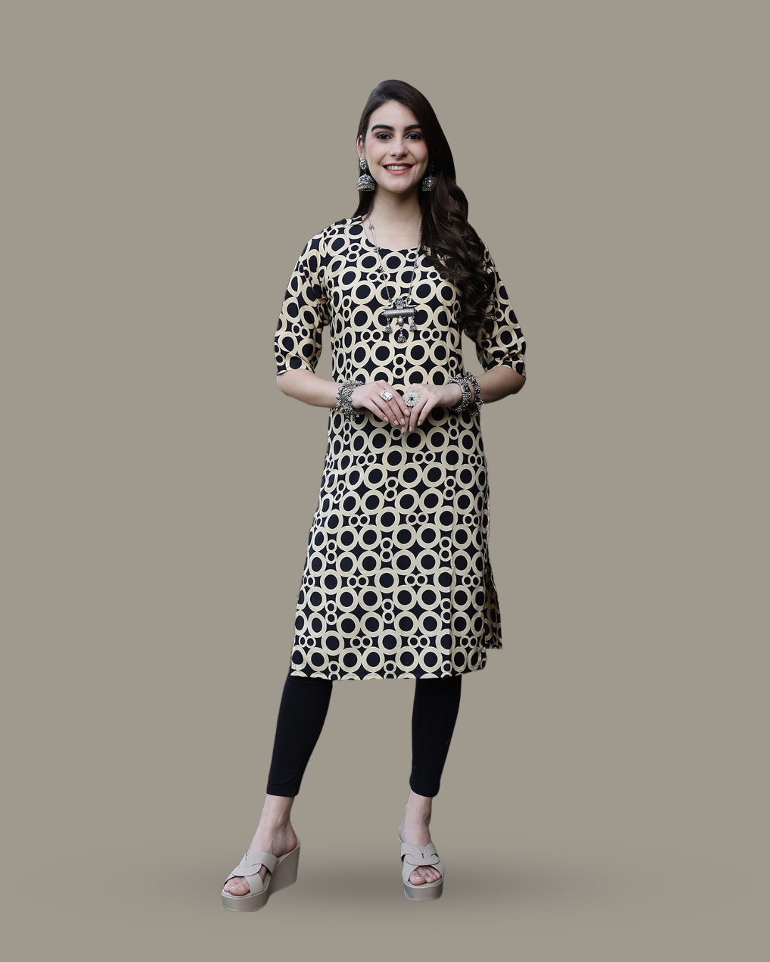 Ring Pattern Black Kurta 