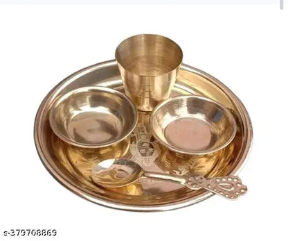 laddu gopal bhojan thali (Brass, Gold) 34 gm. weight . light