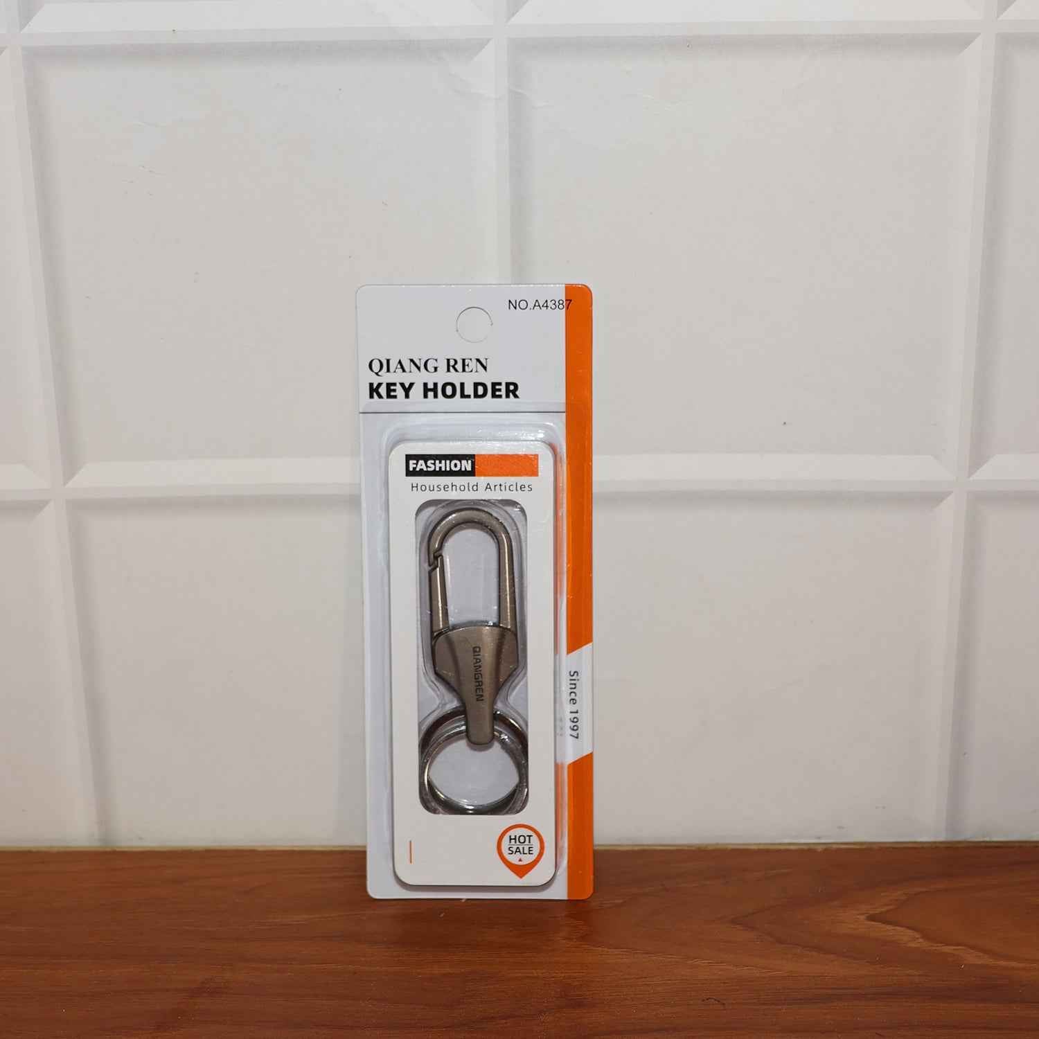 Premium Metal Keychain Carabiner Clip Hook with Dual Key Rings (1 Pc)