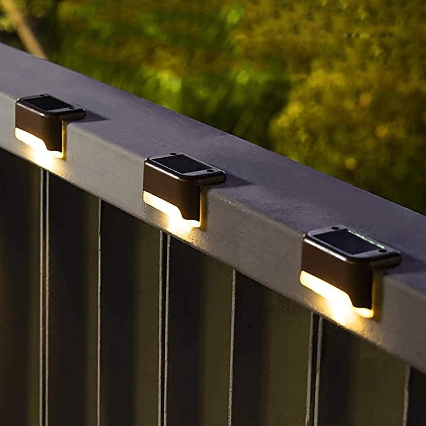 Solarixy™️ Solar-Powered Stair Lights (Pack of 8 Lights)